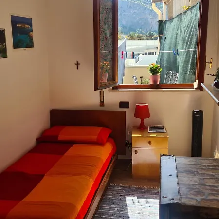 Guest house Camera Con Bagno Condiviso Di Fronte Spiaggia Mondello