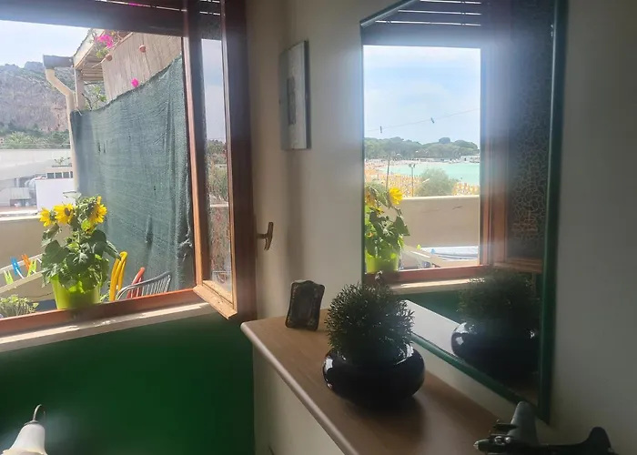 Camera Con Bagno Condiviso Di Fronte Spiaggia ゲストハウス モンデッロ